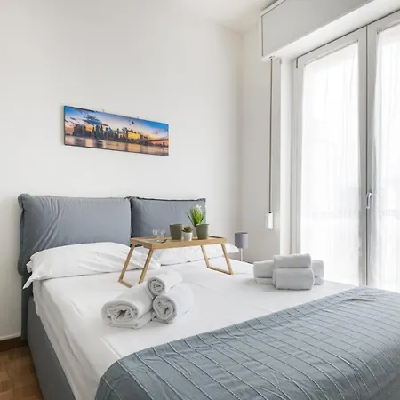 Easylife - Bocconi Duomo Intero Navigli Moderno Διαμέρισμα *